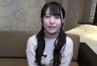 广东某老板酒店找了个极品外围女这奶子绝对极品又大又圆俩人一顿粤语聊天